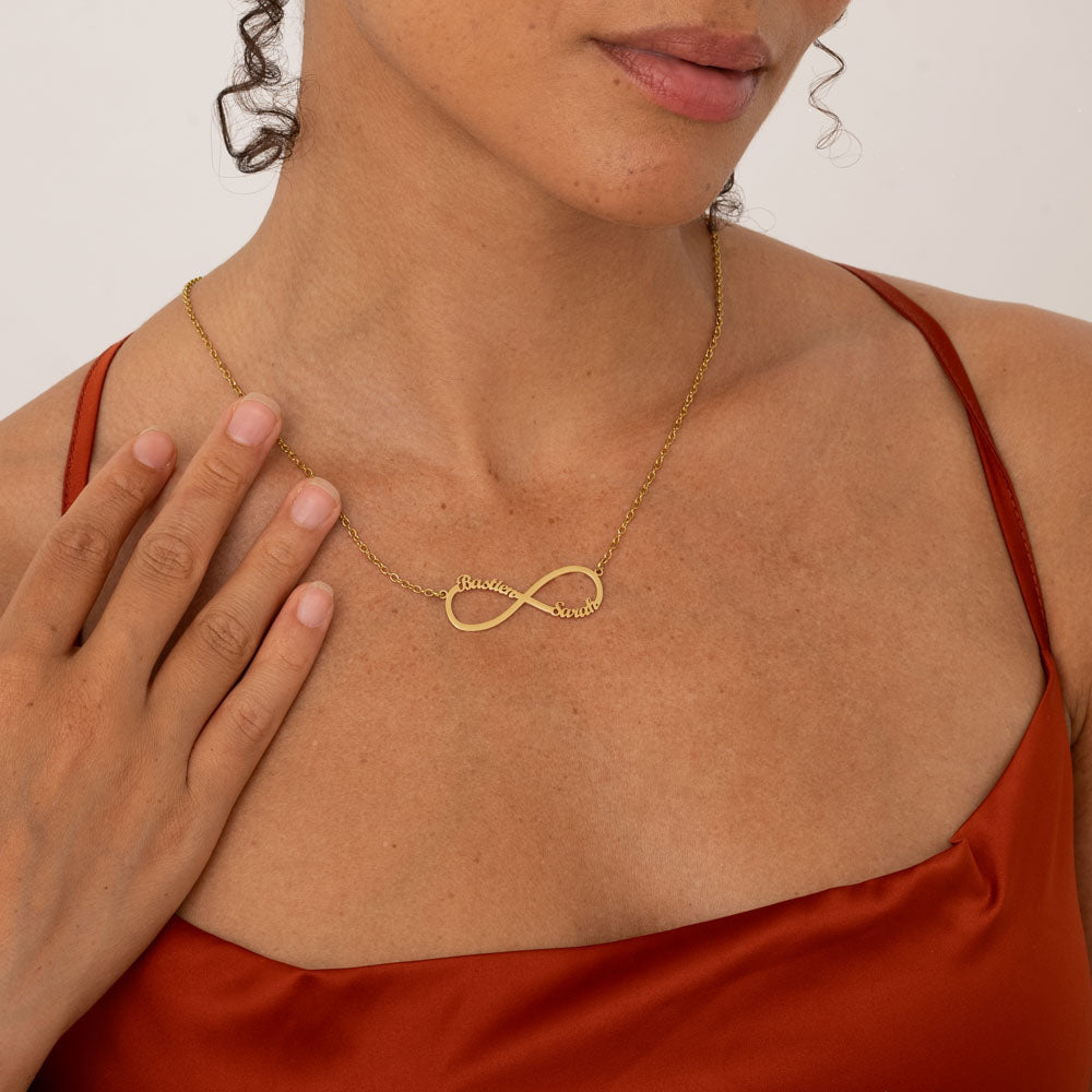 Infinity ketting met dubbele naam